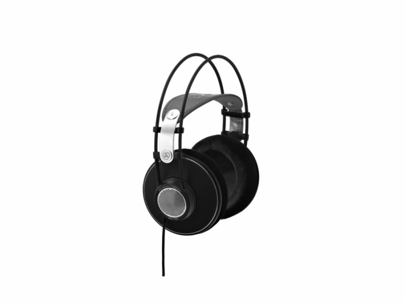 AKG K612